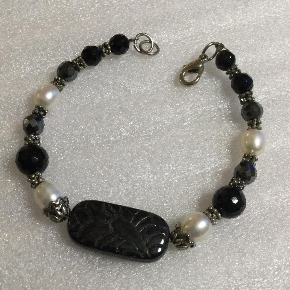 Black and Silver Beaded Bracelet